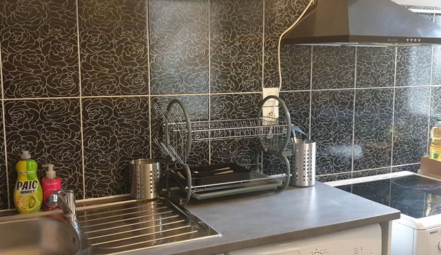 FRIENDLY APARTMENT, NEAR CENTER OF LILLE