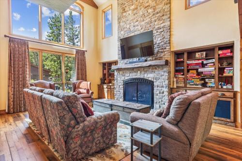 Friendly Fox Chalet home