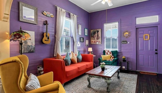 FRIENDLY House - 2/2 walkable to all of Ybor
