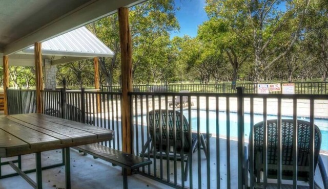 Frio Pecan Farm House 33