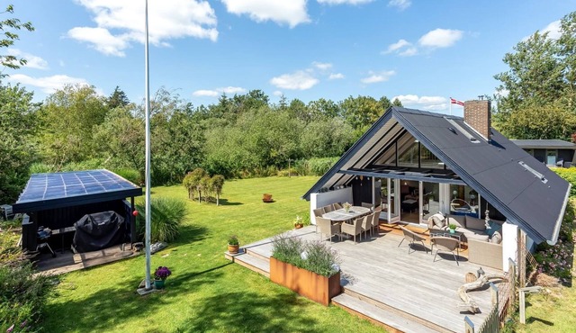 "Frodde" - 200m from the sea by Interhome