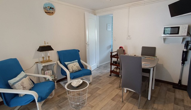 Fromentine, apartment Ground floor of a house on the edge of a forest for 2 people. - Wifi