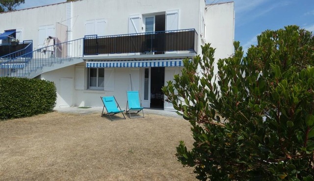 Fromentine - Ground floor apartment 33m² with garden, pets allowed, parking