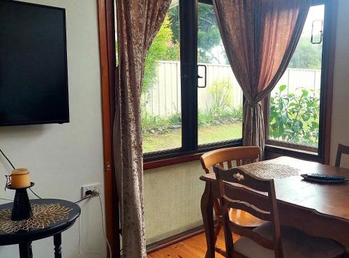 Front Apartment at the Cottage- 2 bedrooms - Geneva in Kyogle