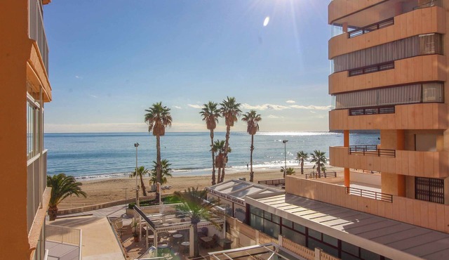 Front line beach flat - Gran Sol