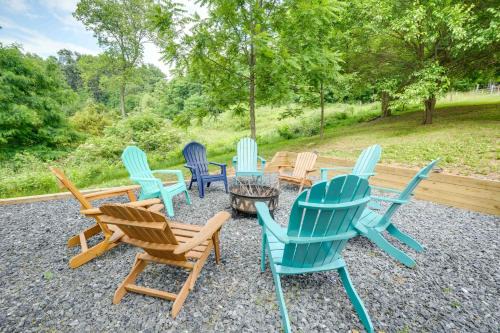 Front Royal Studio with Mtn Views and Brick Oven