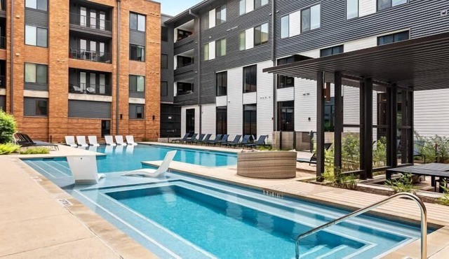 Frontdesk | 1 BR Apt near Mayfield Park & preserve