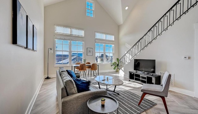 FRONTDESK 534 E Rich St Apts Downtown Columbus