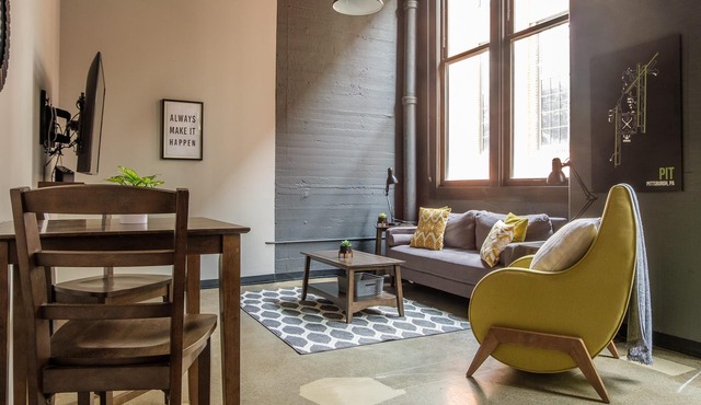 Frontdesk | Bright + Airy 2BR near Downtown