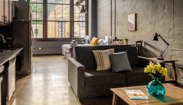 Frontdesk | Comfortable Studio near Downtown