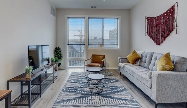 Frontdesk | Convenient 1 BR Apt in Brewerytown