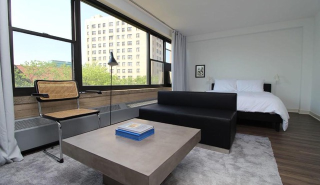 FRONTDESK First-Class Studio Apt in Hyde Park
