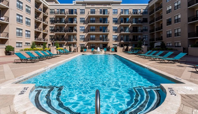 FRONTDESK Oakwood Residence Apts Uptown Dallas