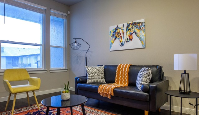 FRONTDESK West 7th District Apts Fort Worth