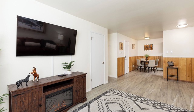 Frontier Experience: 2-BR Western-Style Condo Near Frontier Park