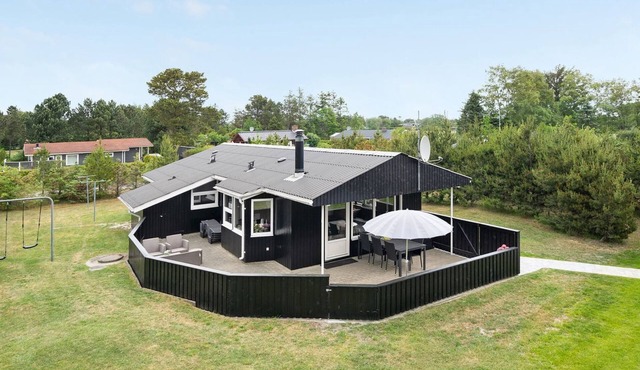 "Frudde" - 400m from the sea by Interhome