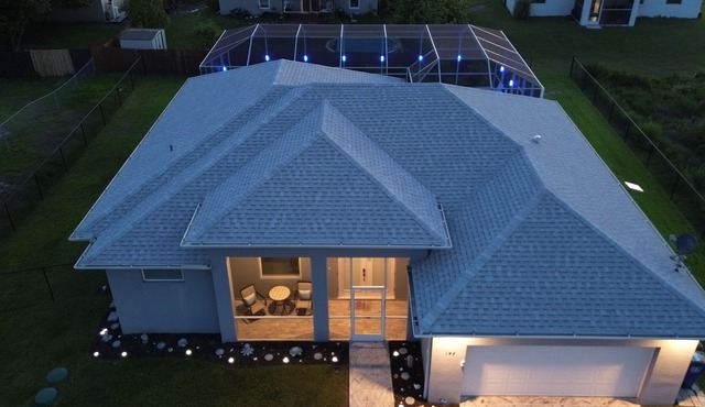 Ft Myers-Lehigh Acres/Electric Heated Pool + Hot Tub/Close to JetBlue Park