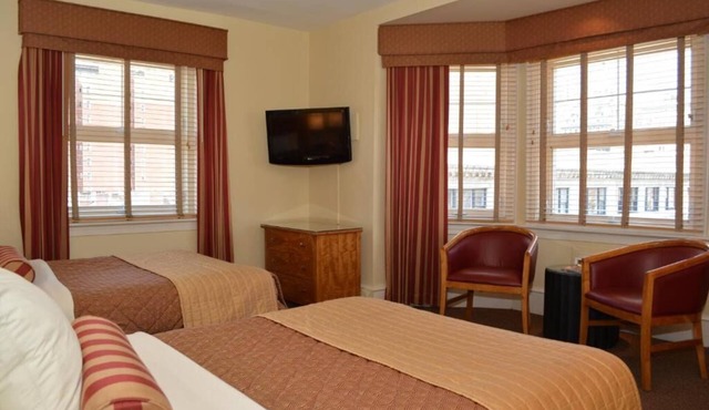 Full Double Delight, The Alexander Inn, 2 Rooms, Historic Neighbourhood
