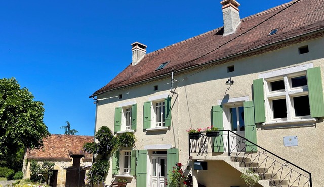 Full apartment with beautiful outdoor spaces in the Périgord Vert.