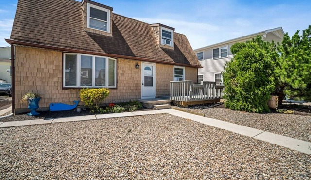 Full House- 2 Blocks from Beach!