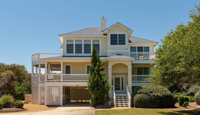 Full House: Large Private Pool, Hot Tub, Dog-friendly