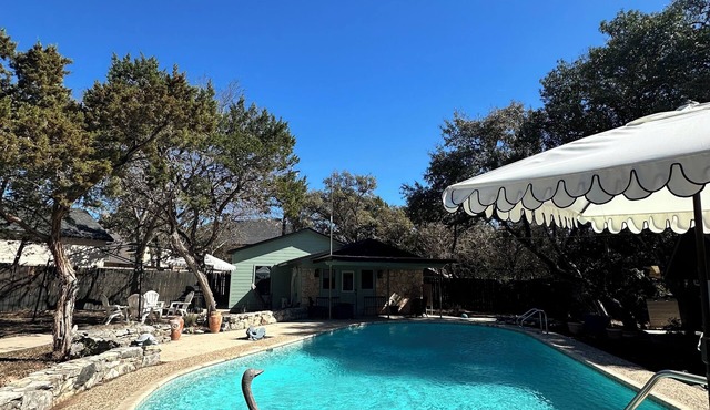 Full House-Near La Cantera, Helotes, Floore’s, The Rim, Sea World, Fiesta Texas.