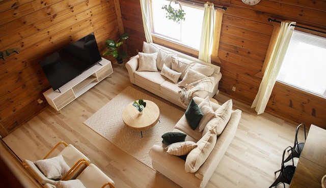 Full Kitchen-3 Smart TVs-1min ->Three Bears Resort