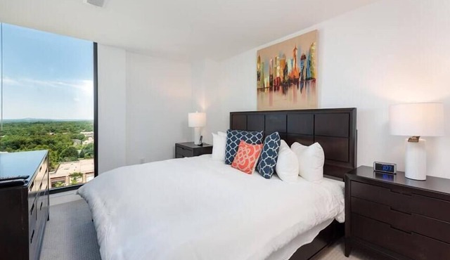 Full Kitchen & In-unit Washer/D | Home Depot Close by | Reston