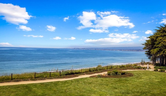 Full Ocean View-2 Decks-Heated Pool