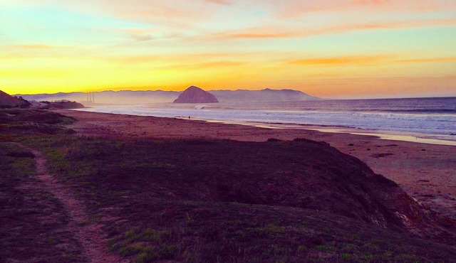 FULL OCEAN VIEW! 3 minute walk to beach, WiFi, Dogs welcomed upon approval