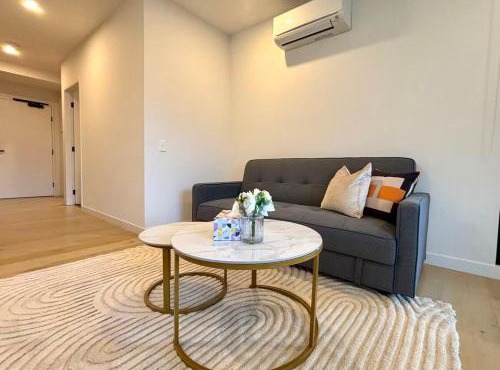 Full of Fun shopping 1BR stay at Clayton