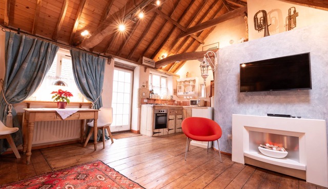 Full of style and character with a spacious loft feeling – Snow Cottage