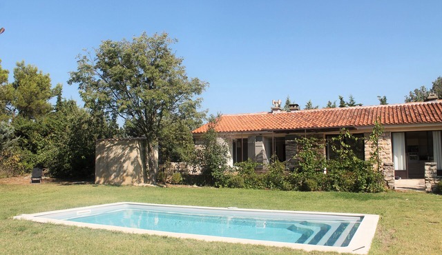 Fully air-conditioned stone house with private pool and enclosed garden
