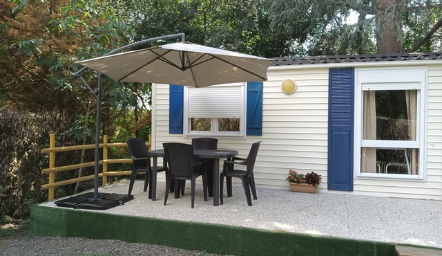 Fully equipped and air-conditioned mobile home with private terrace
