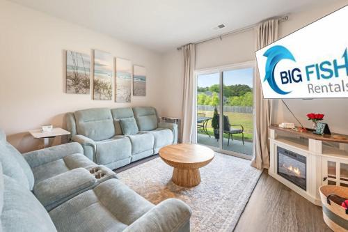 Fully Equipped 3BR Stay with Smart TV & Cozy Living
