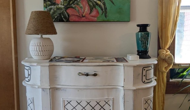 Fully equipped apartment with 2 bedrooms in our century-old residence.