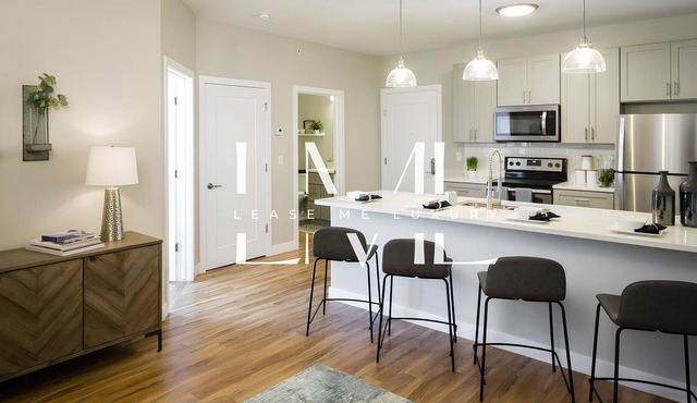 Fully equipped Corporate Apartment with two bedrooms, WiFi, and AC in Willoughby