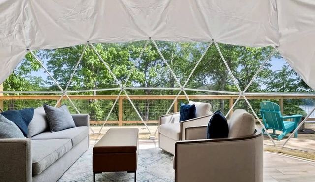 Fully-Equipped Lake Dome with Beautiful Interior and Exterior in Tennessee