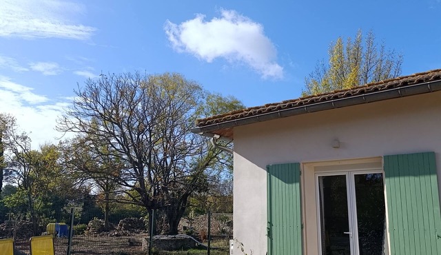 Fully equipped self-contained apartment in a villa in badens