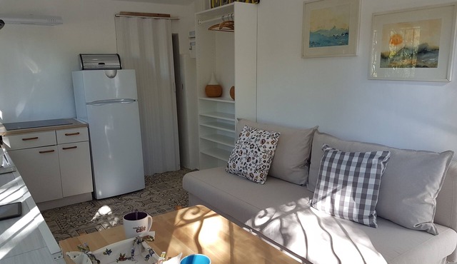 fully equipped studio on the way to saint jacques de compostelle GR653A