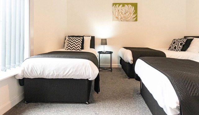 Fully furnished 2 Bedroom House in Bolton – Contractors Welcome