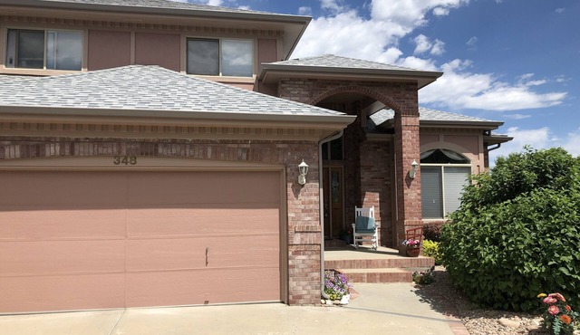 Fully furnished 2-story 2-bedroom 1.5 bath home at Indian Peaks golf course