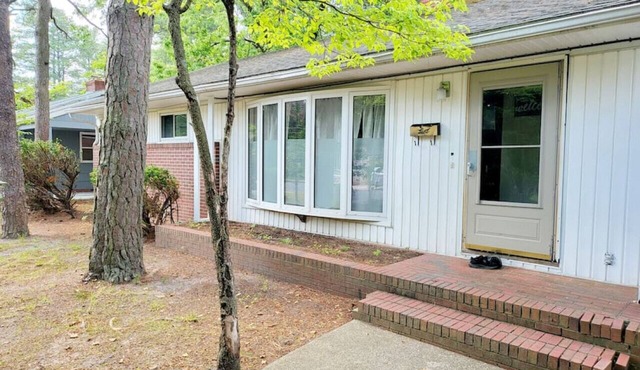 Fully furnished 3-bedroom house sporting Queen-size beds in each room
