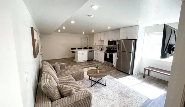 Fully Furnished 3BR Apartment Separate Entrance and Parking