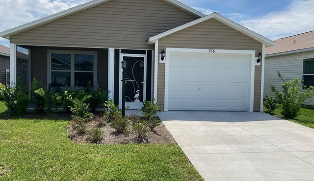 Fully Furnished Brand New Villa in Village of St. Catherine's with Cart