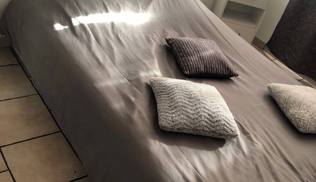 Fully furnished apartment 2 bedrooms 1 living room