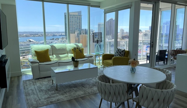 Fully furnished high-rise with the most breathtaking views of San Diego & Petco