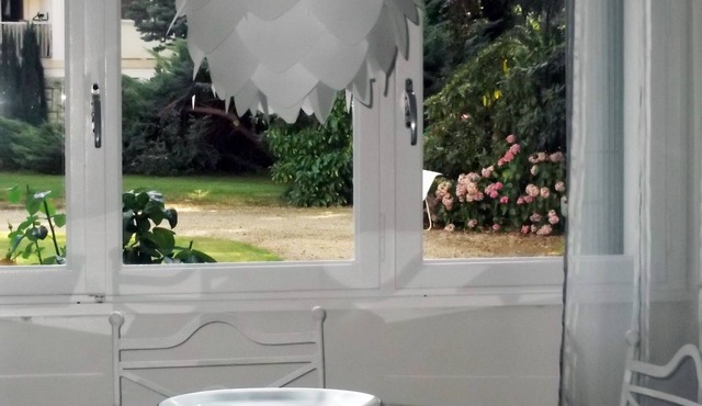 Fully furnished holiday apartment 4 * rated - very pleasant - 700 sq feet