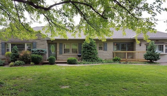 Fully furnished house sits on Lucas Oil Golf Course