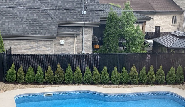 Fully furnished house with Pool in Laval